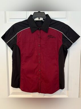 Harley Davidson Women's Top Sz L Berry & Black Short Sleeve Embroidered Logo NEW